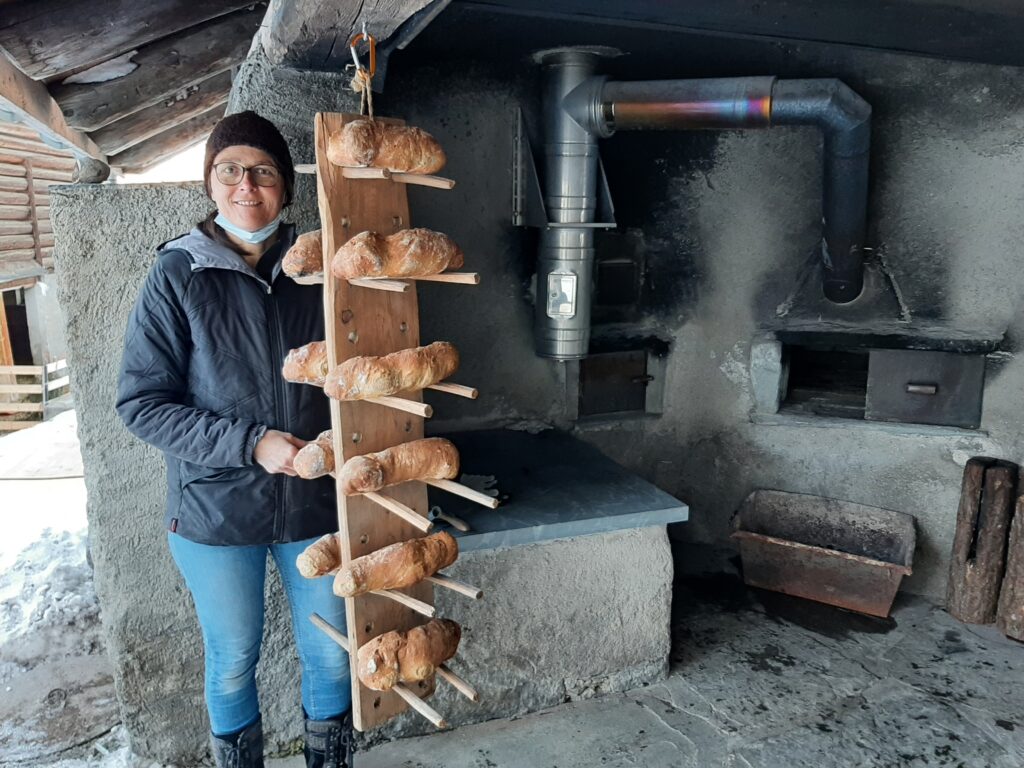 Pistrin Sagogn, Petra Cavelti en acziun