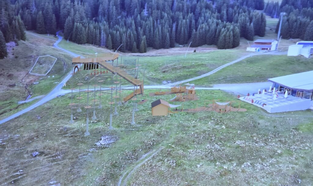 Visualisaziun dalla tuor da reiver da 18 meters sper la staziun da Triel sur Vella.