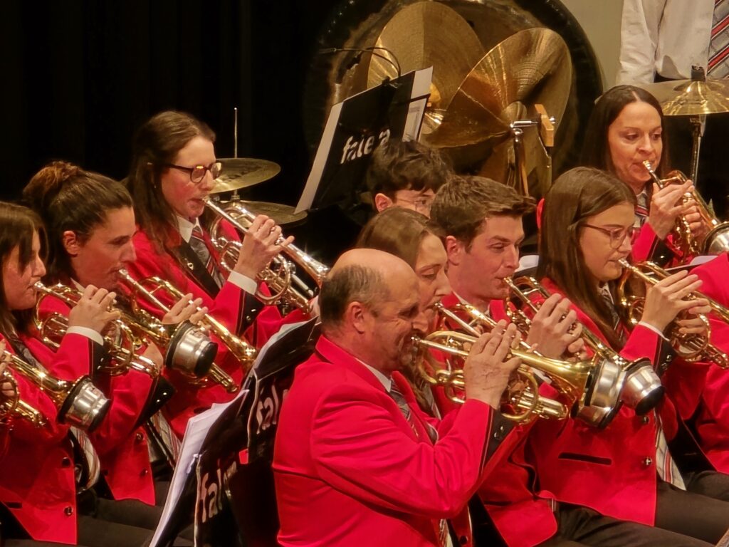 Vesta amiez ils register dils cornets.