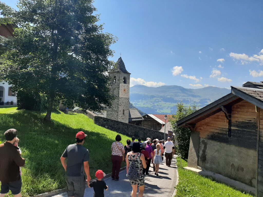 La baselgia da s. Valentin a Pigniu, il gi da perdanonza.