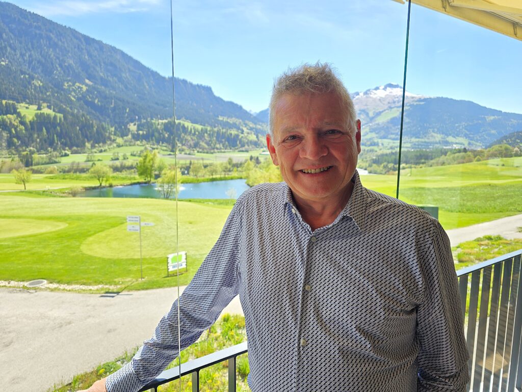 Markus Diethelm ei dapi in onn president dil club da golf Buna Vista Sagogn.